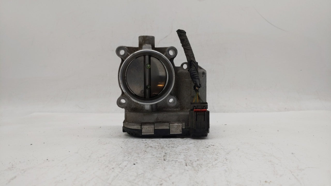 2014-2018 Ford Focus Throttle Body P/N:DS7E-9F991-BB Fits Fits 2014 2015 2016 2017 2018 2019 2020 2021 2022 OEM Used Auto Pa
