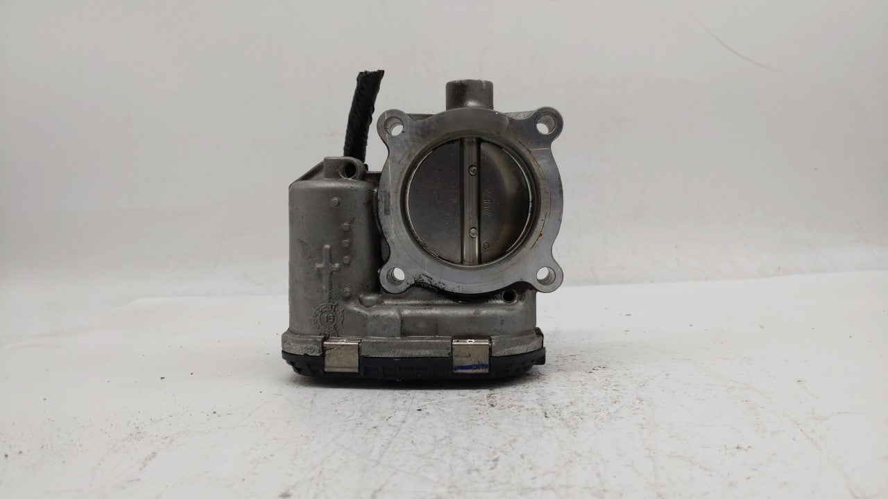2014-2018 Ford Focus Throttle Body P/N:DS7E-9F991-BB Fits Fits 2014 2015 2016 2017 2018 2019 2020 2021 2022 OEM Used Auto Pa