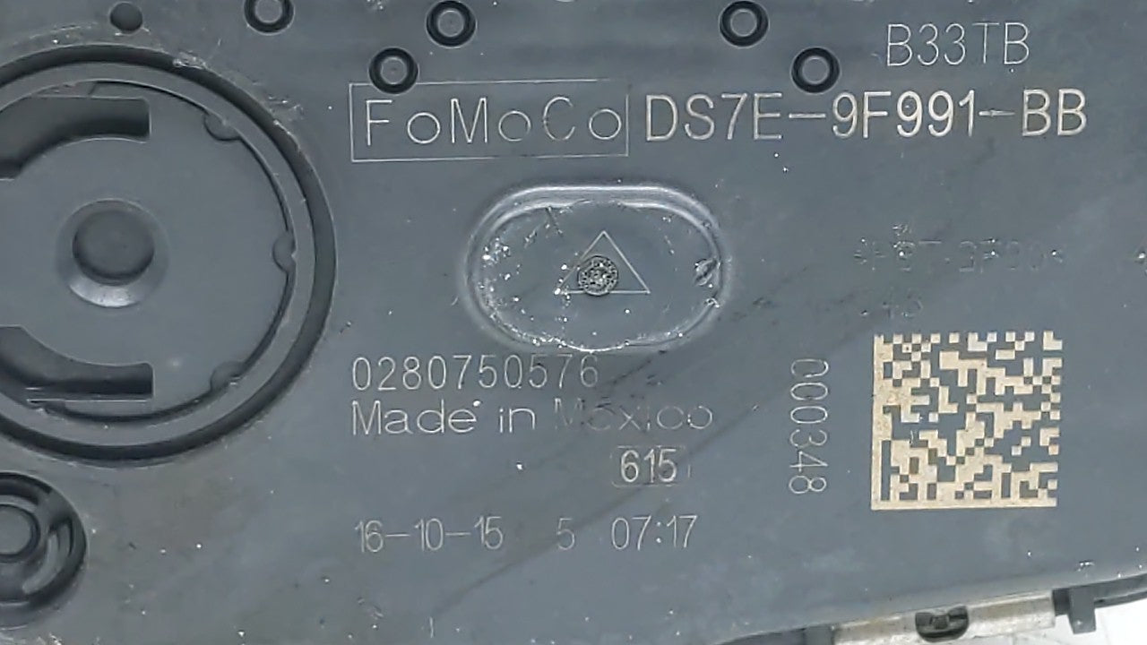 2014-2018 Ford Focus Throttle Body P/N:DS7E-9F991-BB Fits Fits 2014 2015 2016 2017 2018 2019 OEM Used Auto Parts - Oemusedau
