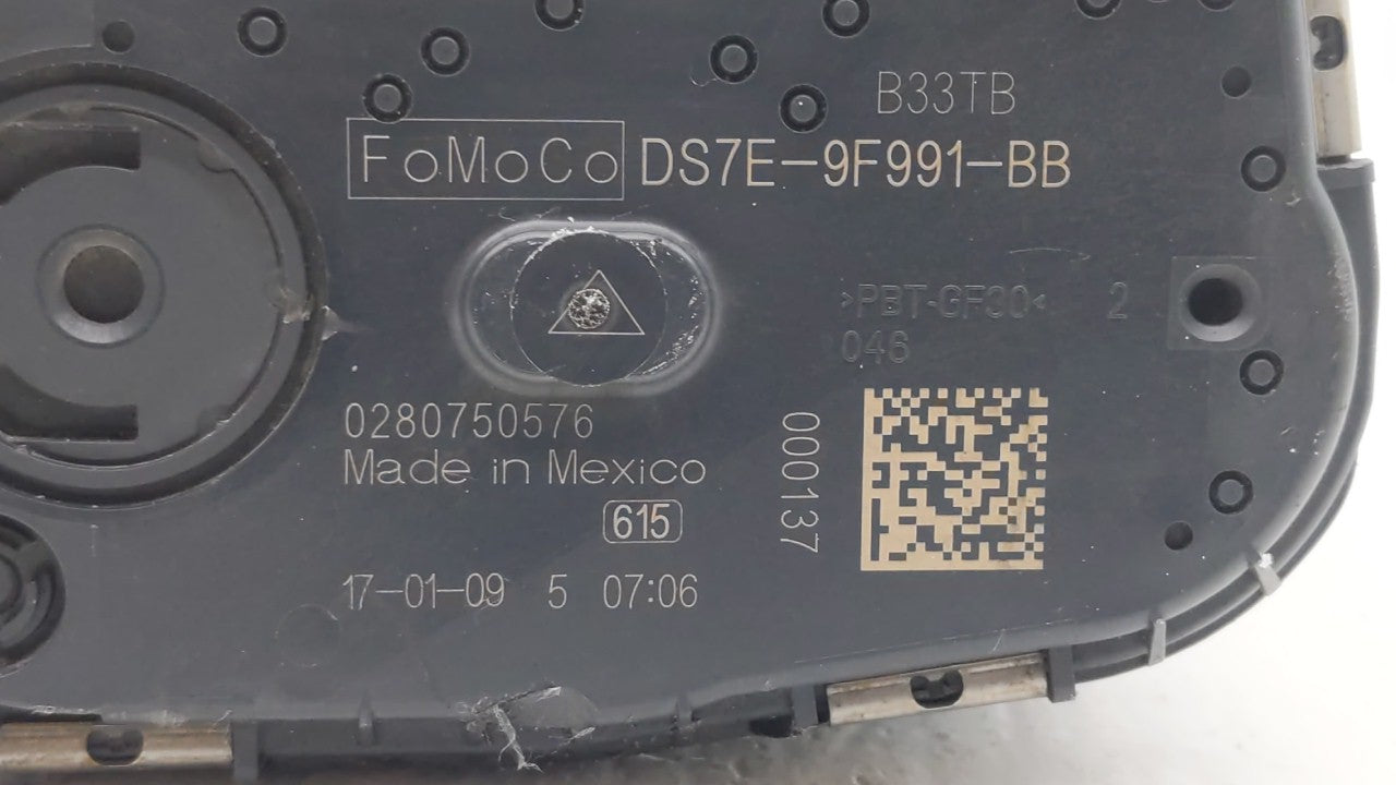 2014-2018 Ford Focus Throttle Body P/N:DS7E-9F991-BB Fits Fits 2014 2015 2016 2017 2018 2019 OEM Used Auto Parts - Oemusedau