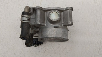 2017 Ford Focus Throttle Body P/N:3TA60-01 C 3TA60-01 B, 3TA60-01 A Fits Fits 2013 2014 2015 2016 2018 2019 OEM Used Auto Parts