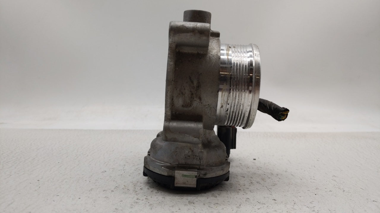 2014-2018 Ford Focus Throttle Body P/N:DS7E-9F991-BB Fits Fits 2014 2015 2016 2017 2018 2019 OEM Used Auto Parts - Oemusedau