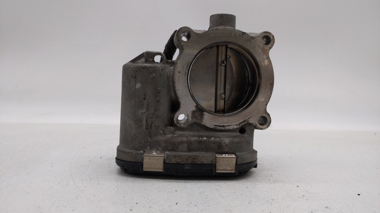 2014-2018 Ford Focus Throttle Body P/N:DS7E-9F991-BB Fits Fits 2014 2015 2016 2017 2018 2019 OEM Used Auto Parts - Oemusedau