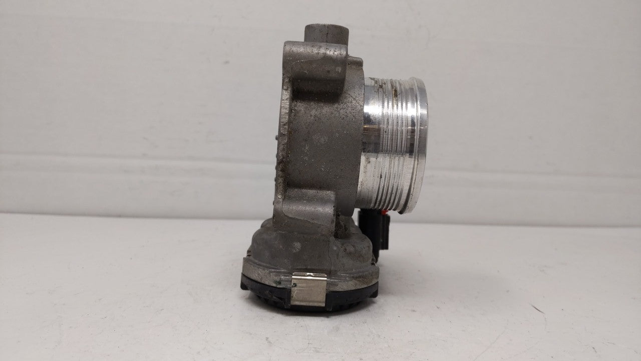 2014-2018 Ford Focus Throttle Body P/N:DS7E-9F991-BB Fits Fits 2014 2015 2016 2017 2018 2019 OEM Used Auto Parts - Oemusedau