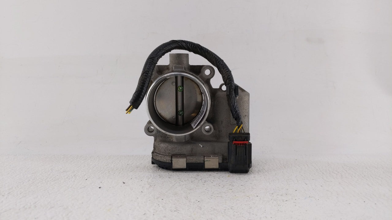 2014-2018 Ford Focus Throttle Body P/N:DS7E-9F991-BB Fits Fits 2014 2015 2016 2017 2018 2019 OEM Used Auto Parts - Oemusedau