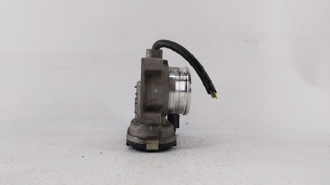 2014-2018 Ford Focus Throttle Body P/N:DS7E-9F991-BB Fits Fits 2014 2015 2016 2017 2018 2019 OEM Used Auto Parts - Oemusedau