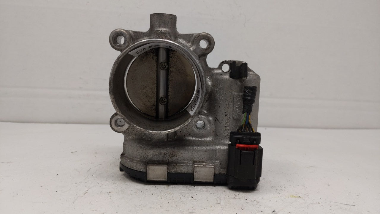 2014-2018 Ford Focus Throttle Body P/N:DS7E-9F991-BB Fits Fits 2014 2015 2016 2017 2018 2019 OEM Used Auto Parts - Oemusedau