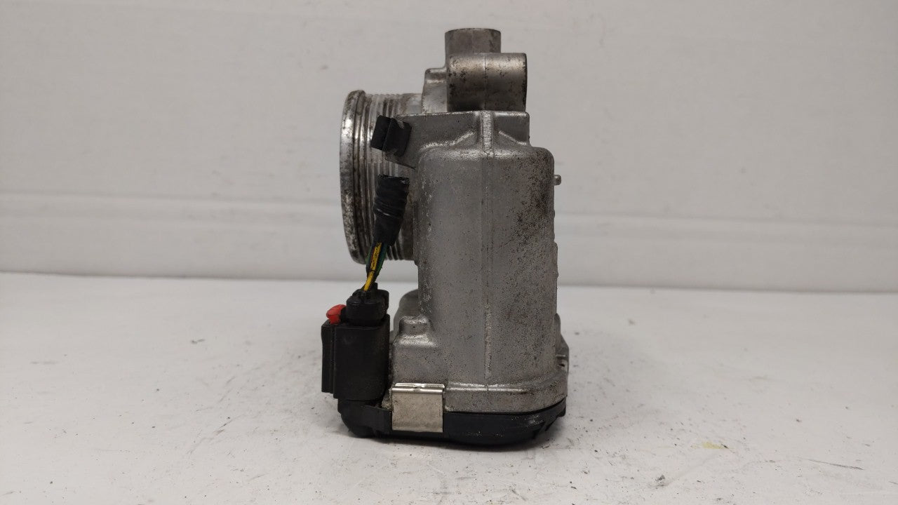 2014-2018 Ford Focus Throttle Body P/N:DS7E-9F991-BB Fits Fits 2014 2015 2016 2017 2018 2019 OEM Used Auto Parts - Oemusedau