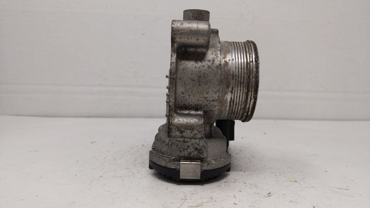 2014-2018 Ford Focus Throttle Body P/N:DS7E-9F991-BB Fits Fits 2014 2015 2016 2017 2018 2019 OEM Used Auto Parts - Oemusedau