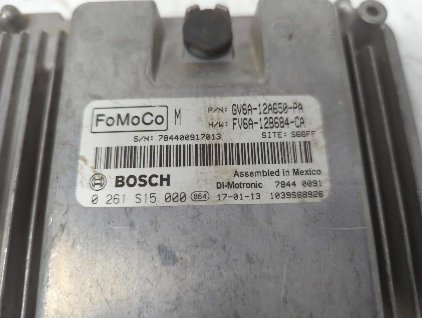 2016-2018 Ford Focus PCM Engine Control Computer ECU ECM PCU OEM P/N:RMFV6A-12A650-CA EM5A-12A650-ACC Fits Fits 2016 2017 20