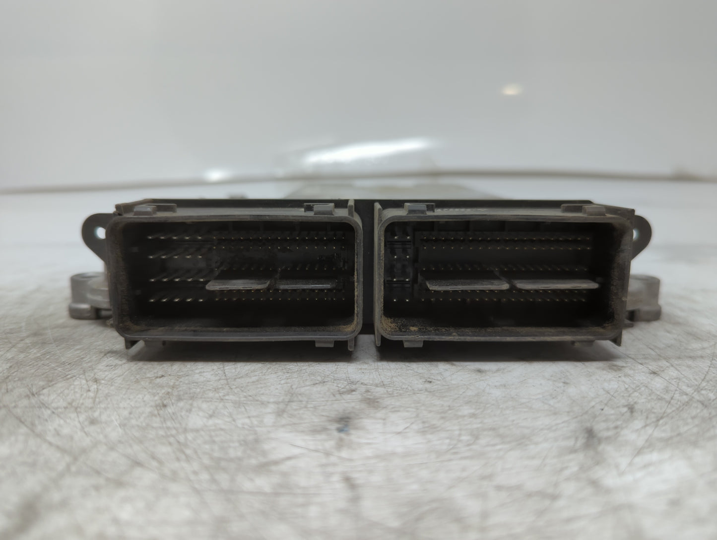 2016-2018 Ford Focus PCM Engine Control Computer ECU ECM PCU OEM P/N:RMFV6A-12A650-CA EM5A-12A650-ACC Fits Fits 2016 2017 20