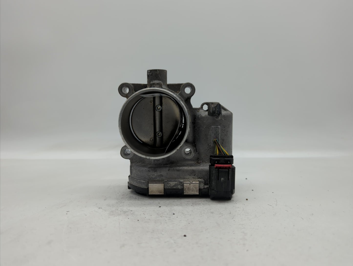2014-2018 Ford Focus Throttle Body P/N:DS7E-9F991-BB Fits Fits 2014 2015 2016 2017 2018 2019 OEM Used Auto Parts - Oemusedau