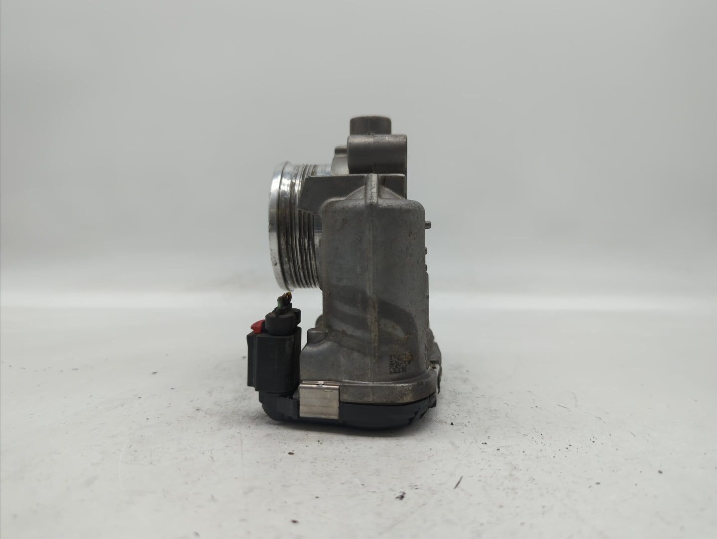 2014-2018 Ford Focus Throttle Body P/N:DS7E-9F991-BB Fits Fits 2014 2015 2016 2017 2018 2019 OEM Used Auto Parts - Oemusedau