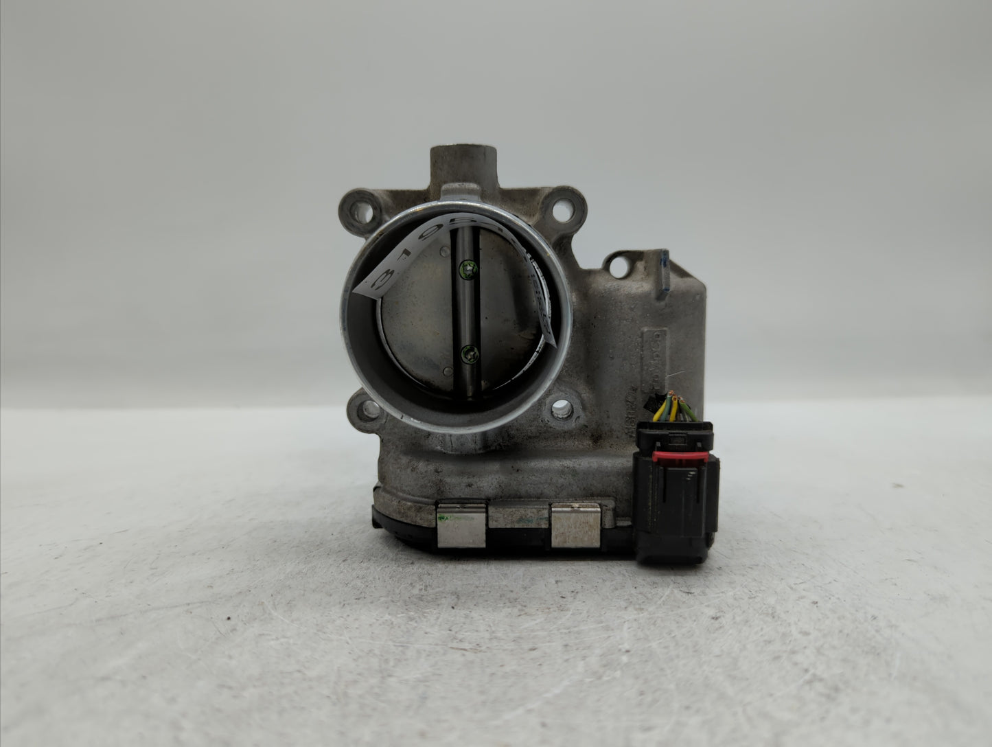 2014-2018 Ford Focus Throttle Body P/N:DS7E-9F991-BB Fits Fits 2014 2015 2016 2017 2018 2019 OEM Used Auto Parts - Oemusedau