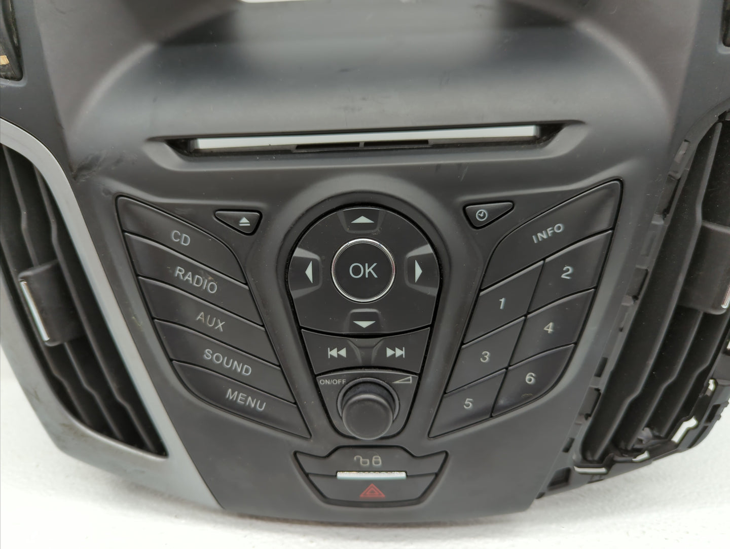 2012-2018 Ford Focus Radio Control Panel - Oemusedautoparts1.com