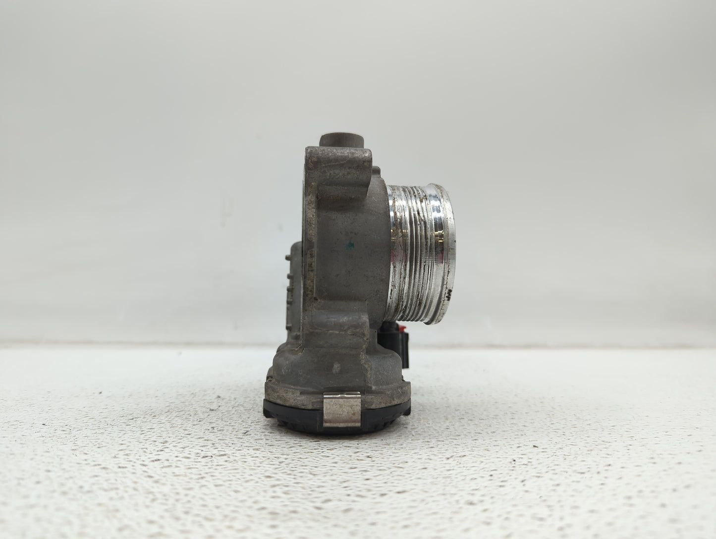 2014-2018 Ford Focus Throttle Body P/N:DS7E-9F991-BB Fits Fits 2014 2015 2016 2017 2018 2019 OEM Used Auto Parts - Oemusedau