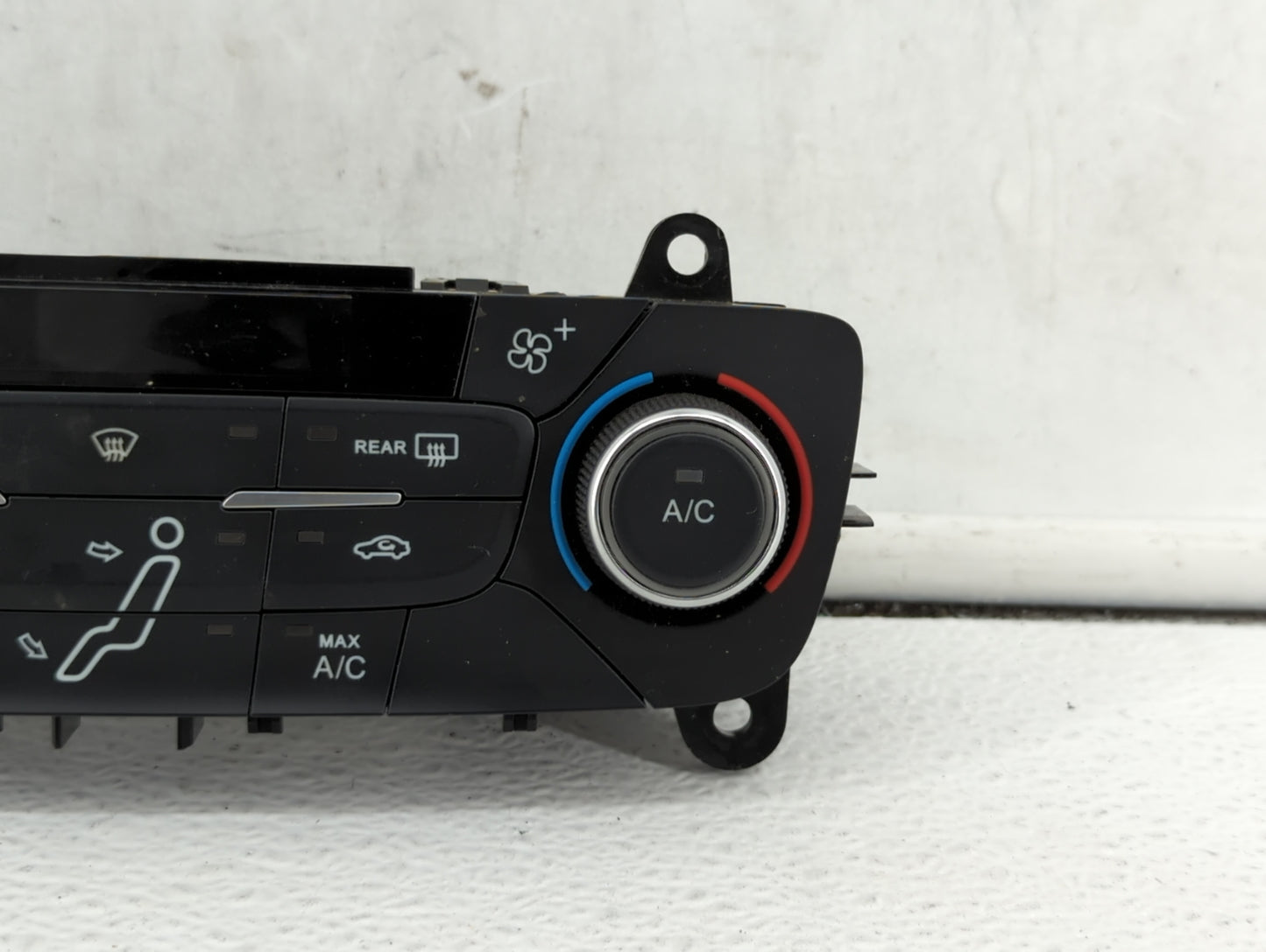 2015-2018 Ford Focus Climate Control Module Temperature AC/Heater Replacement P/N:F1ET-18549 F1ET-18C612-AG Fits OEM Used Au