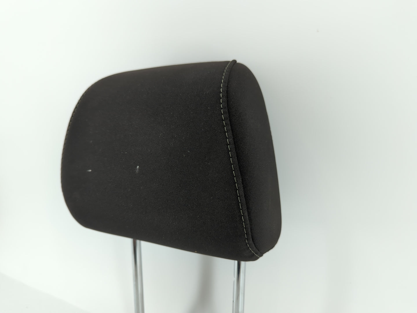 2015-2018 Ford Focus Headrest Head Rest Front Driver Passenger Seat Fits Fits 2015 2016 2017 2018 OEM Used Auto Parts - Oemu