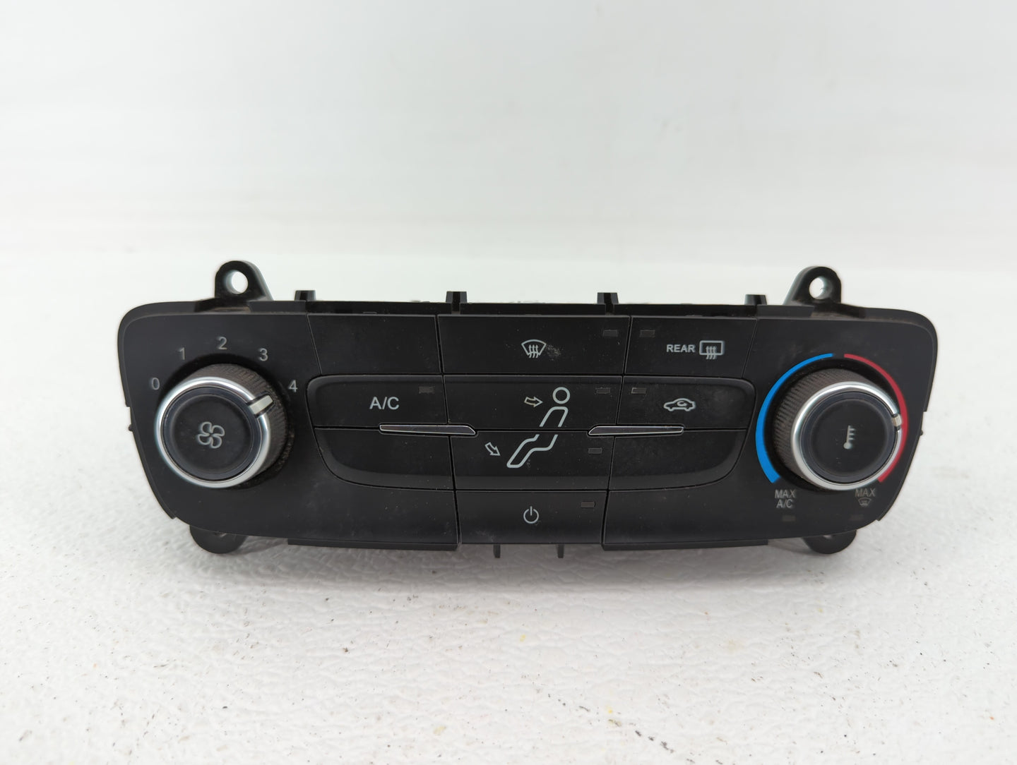 2015-2018 Ford Focus Climate Control Module Temperature AC/Heater Replacement P/N:F1ET-19980-JJ F1ET-19980-JE Fits OEM Used 