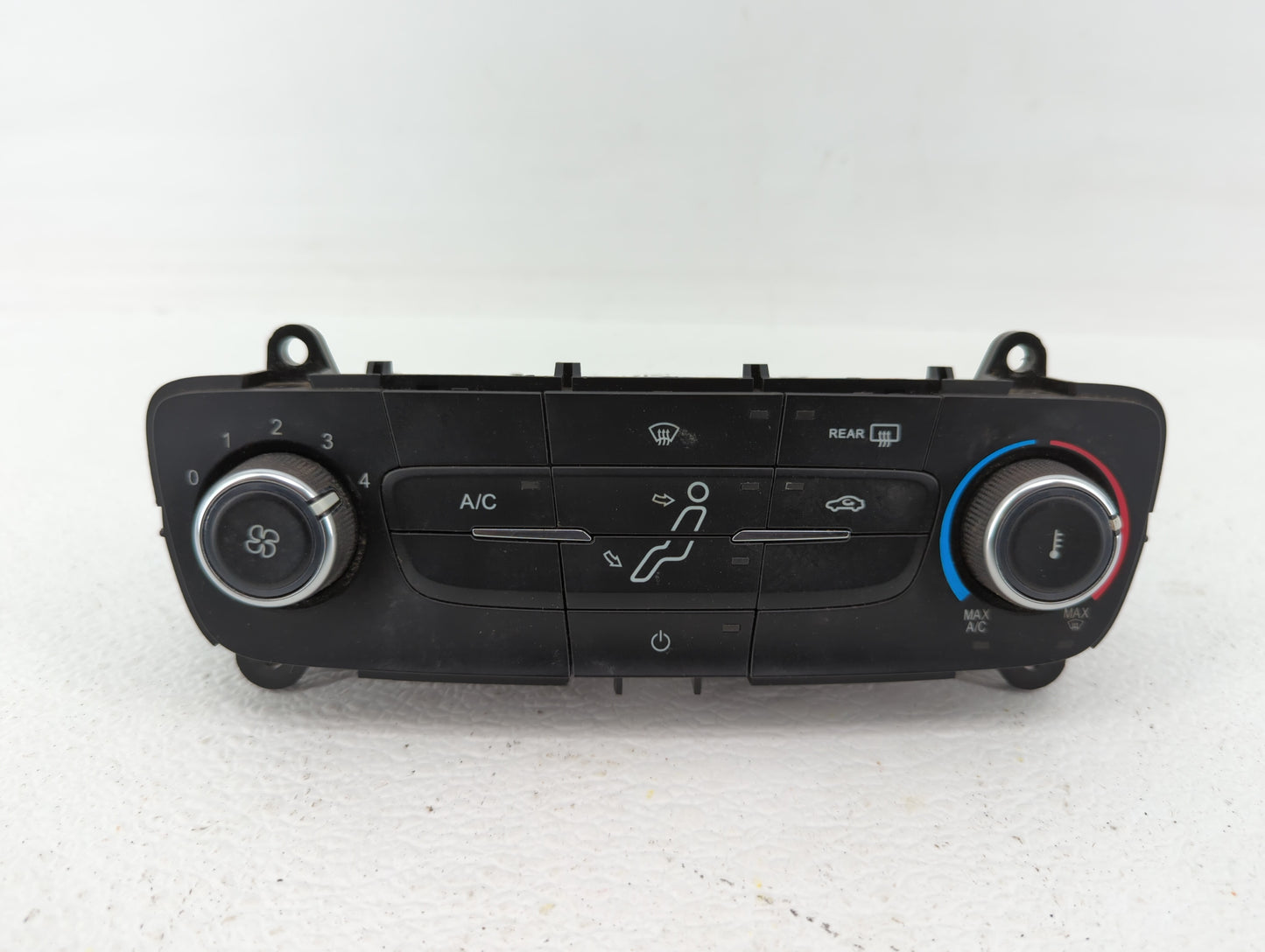 2015-2018 Ford Focus Climate Control Module Temperature AC/Heater Replacement P/N:F1ET-19980-JJ F1ET-19980-JE Fits OEM Used 