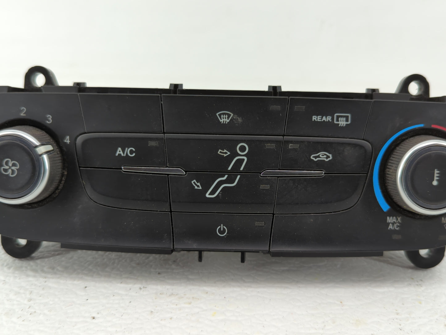 2015-2018 Ford Focus Climate Control Module Temperature AC/Heater Replacement P/N:F1ET-19980-JJ F1ET-19980-JE Fits OEM Used 