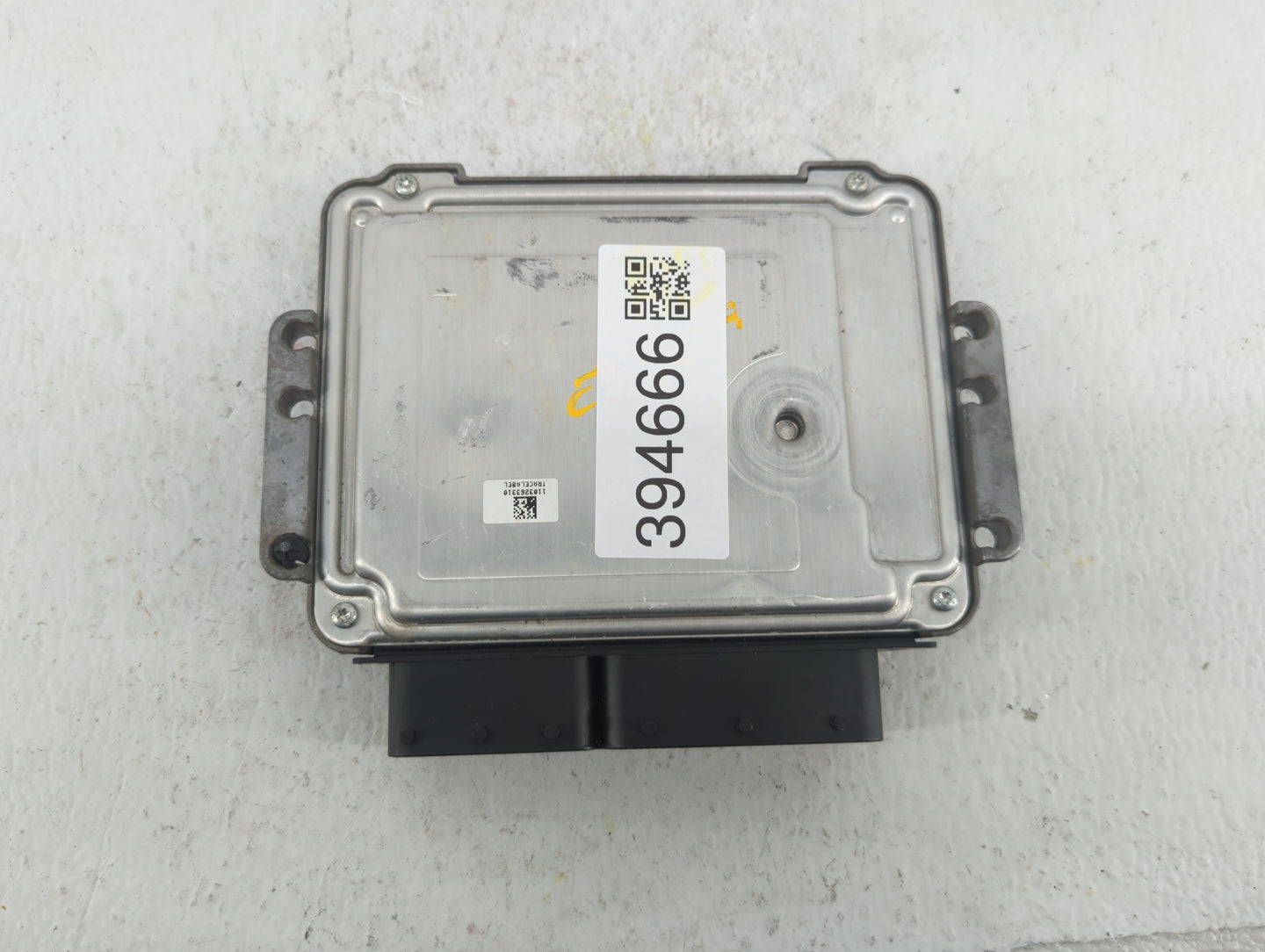 2016-2018 Ford Focus PCM Engine Control Computer ECU ECM PCU OEM P/N:RMFV6A-12A650-CA EM5A-12A650-ACC Fits Fits 2016 2017 20
