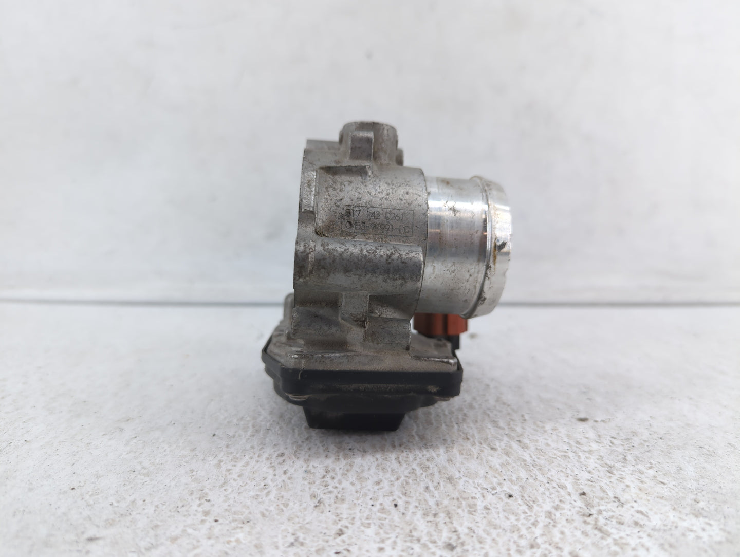 2015-2018 Ford Focus Throttle Body P/N:CM5G-9F991-FC CM5G-9F991-GA Fits Fits 2014 2015 2016 2017 2018 OEM Used Auto Parts - 