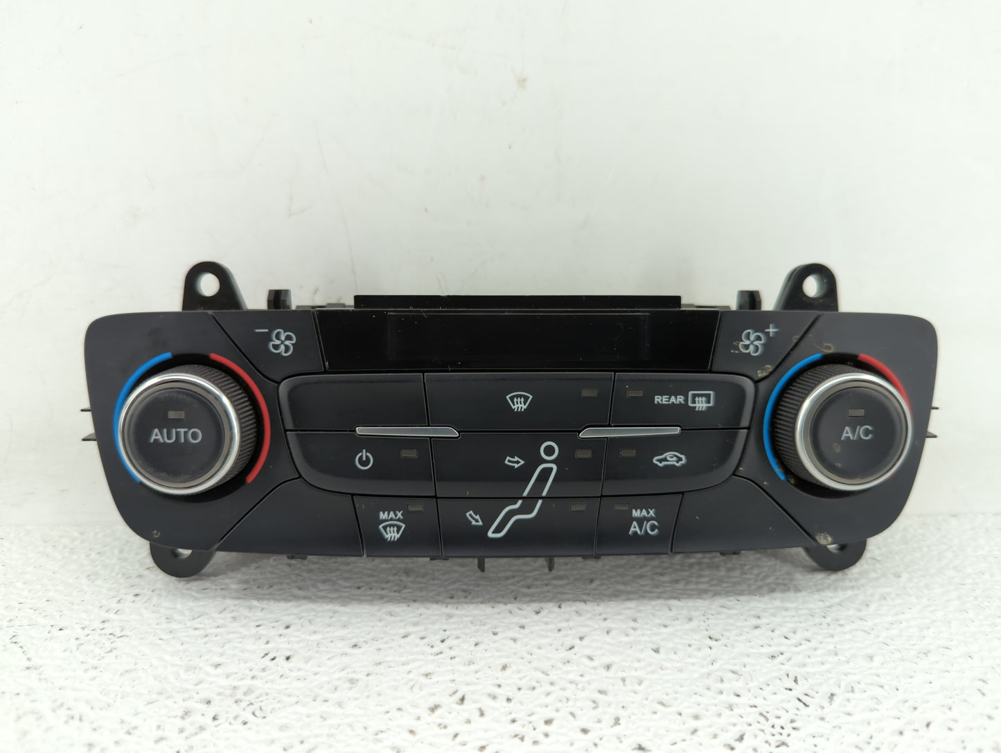 2015-2018 Ford Focus Climate Control Module Temperature AC/Heater Replacement P/N:F1ET-18C612-AG F1ET-18C612-CJ Fits OEM Use