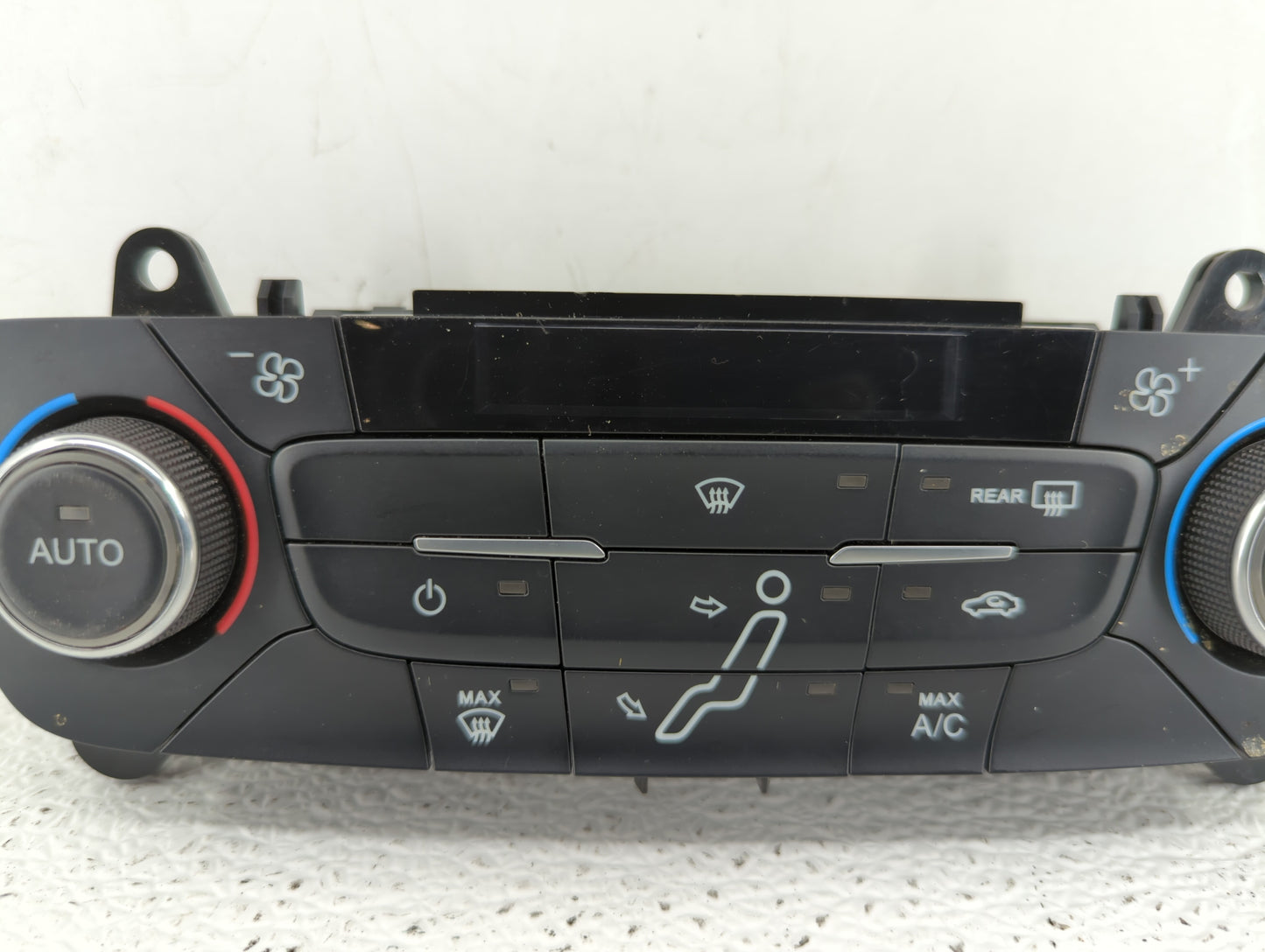 2015-2018 Ford Focus Climate Control Module Temperature AC/Heater Replacement P/N:F1ET-18C612-AG F1ET-18C612-CJ Fits OEM Use