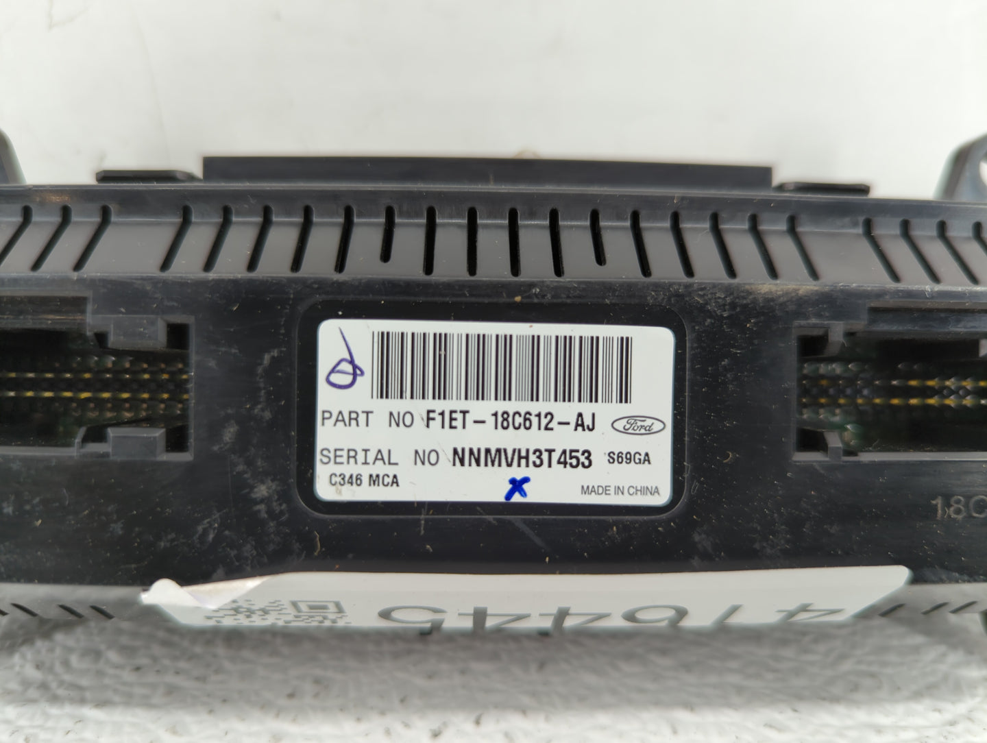 2015-2018 Ford Focus Climate Control Module Temperature AC/Heater Replacement P/N:F1ET-18C612-AG F1ET-18C612-CJ Fits OEM Use