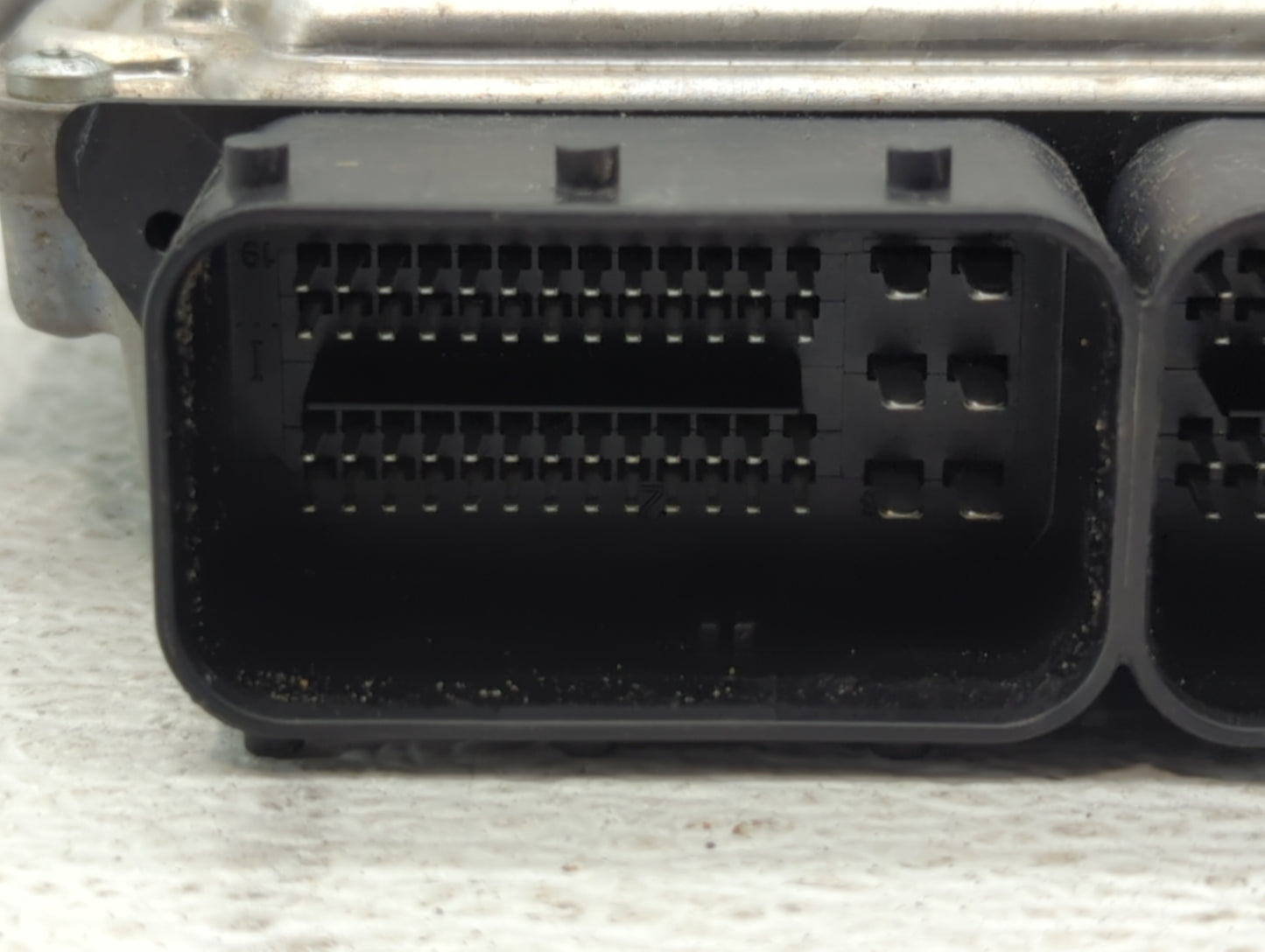 2013-2018 Ford Focus PCM Engine Control Computer ECU ECM PCU OEM P/N:FM5A-12A650-ADB EM5A-12A650-ACB Fits OEM Used Auto Part