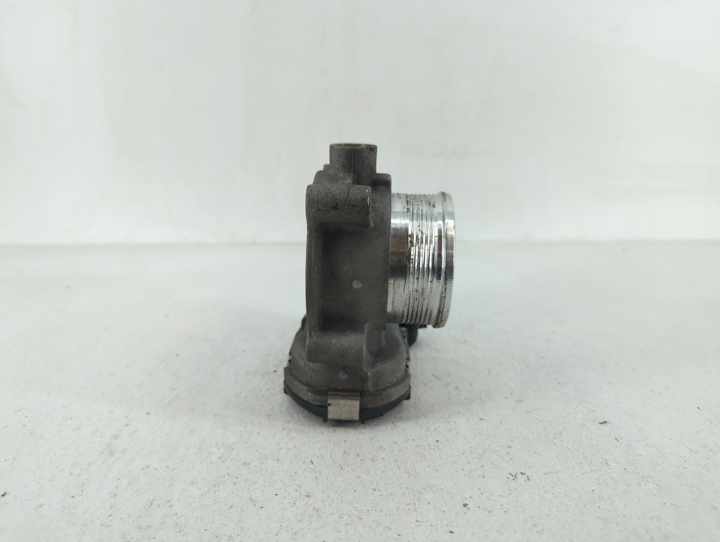 2014-2018 Ford Focus Throttle Body P/N:DS7E-9F991-BD DS7E-9F991-BB Fits Fits 2014 2015 2016 2017 2018 2019 2020 2021 2022 OE