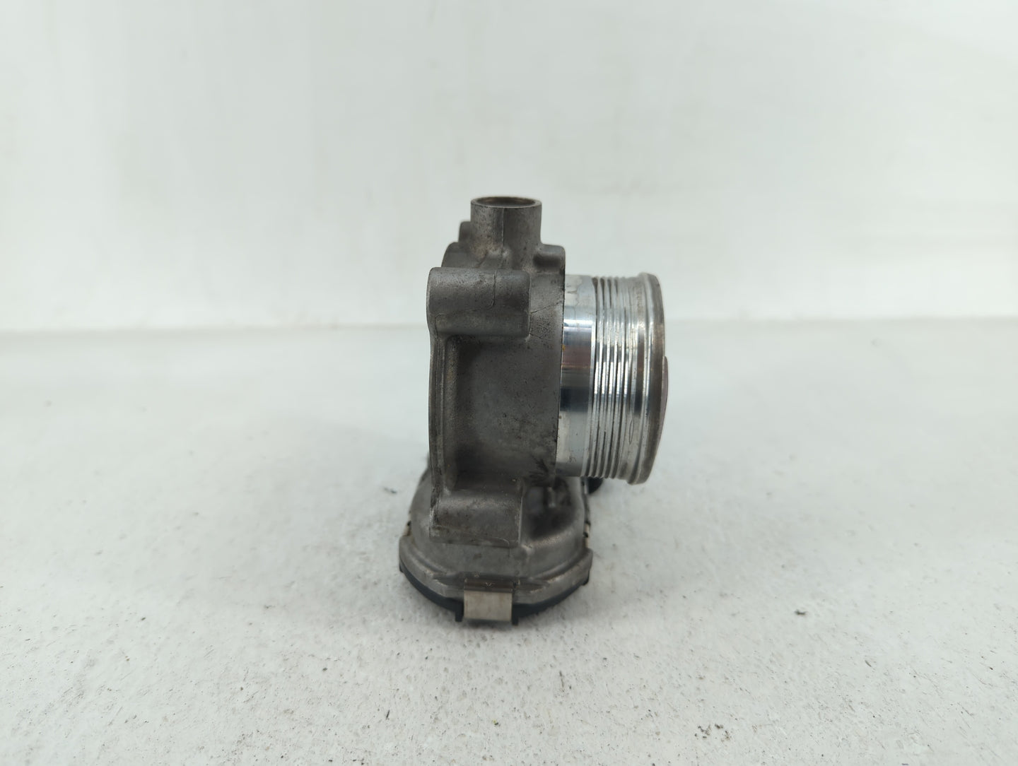 2014-2018 Ford Focus Throttle Body P/N:DS7E-9F991-BD DS7E-9F991-BB Fits Fits 2014 2015 2016 2017 2018 2019 2020 2021 2022 OE