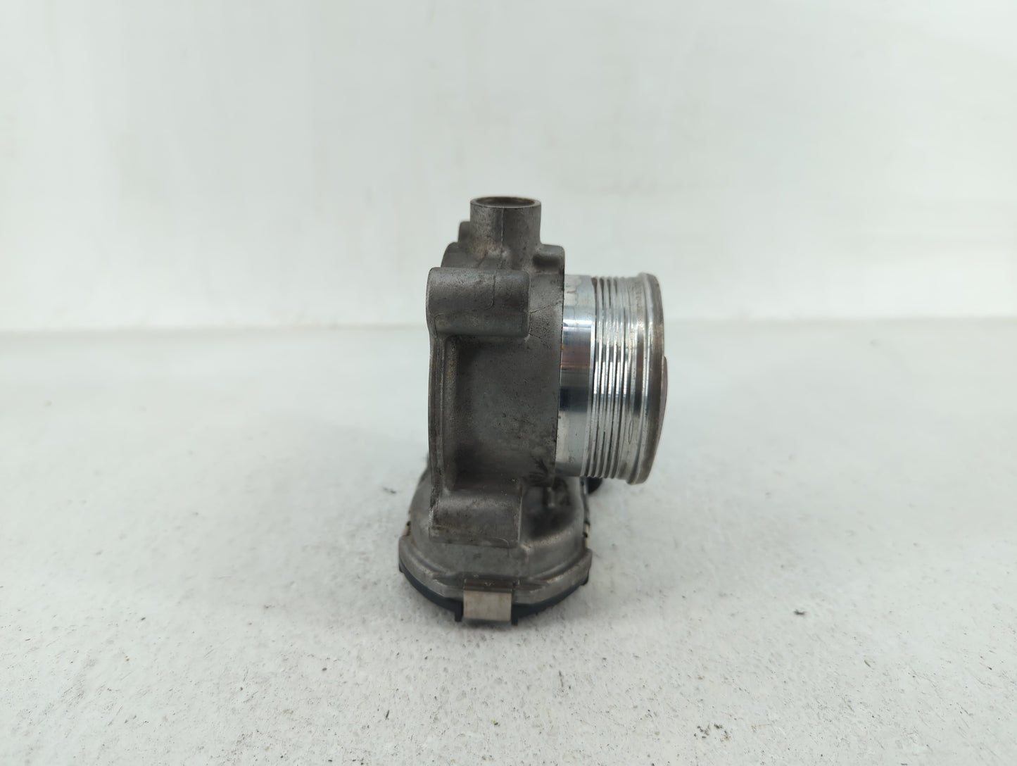 2014-2018 Ford Focus Throttle Body P/N:DS7E-9F991-BD DS7E-9F991-BB Fits Fits 2014 2015 2016 2017 2018 2019 2020 2021 2022 OE