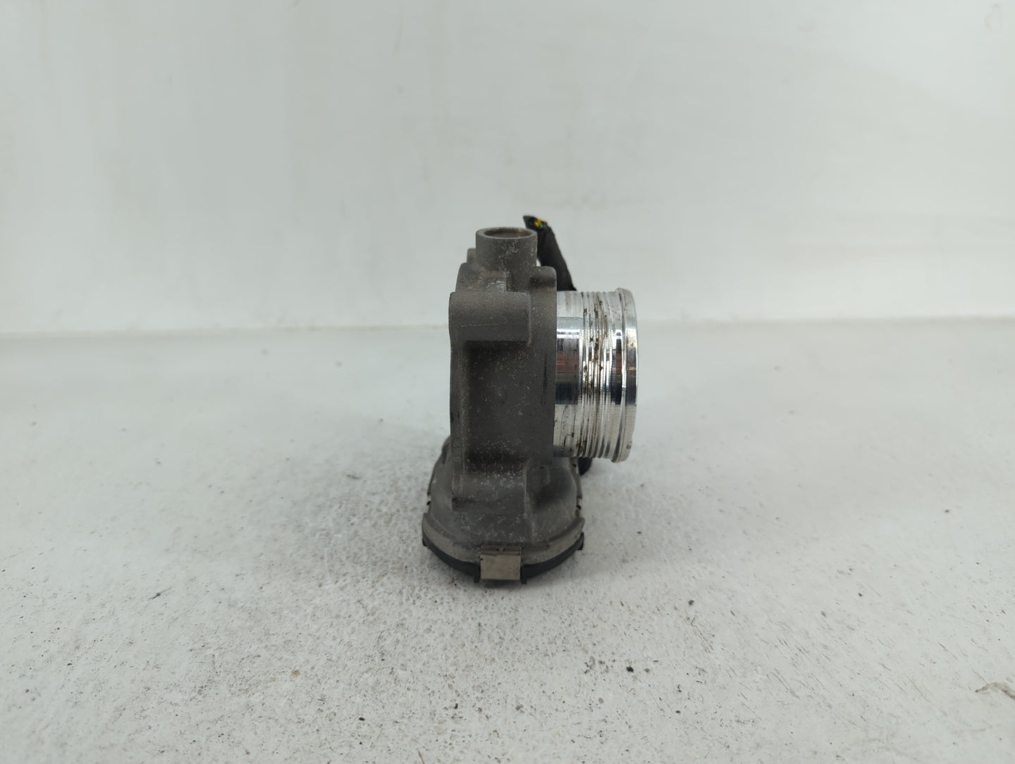 2014-2018 Ford Focus Throttle Body P/N:DS7E-9F991-BD DS7E-9F991-BB Fits Fits 2014 2015 2016 2017 2018 2019 2020 2021 2022 OE