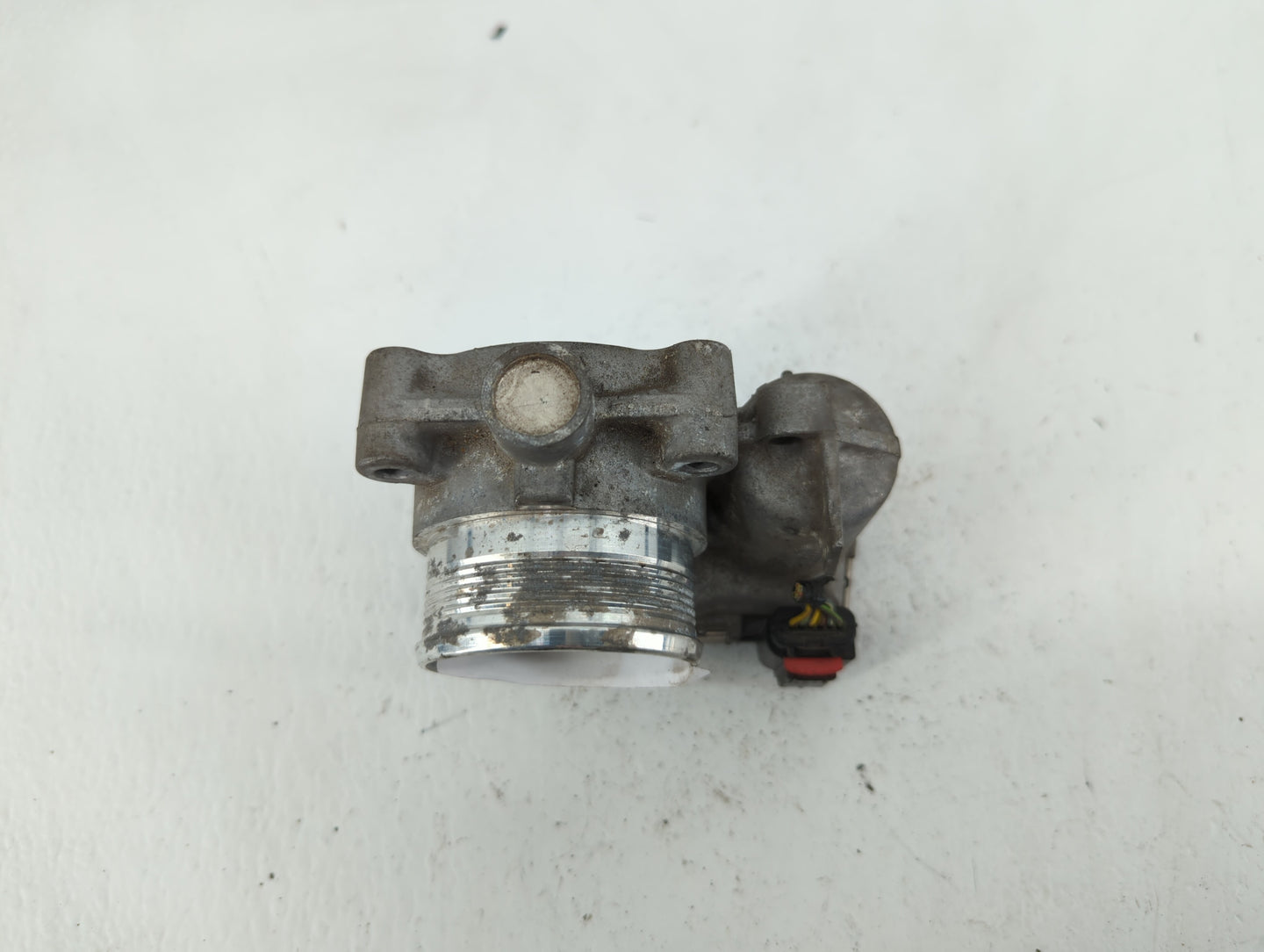 2014-2018 Ford Focus Throttle Body P/N:DS7E-9F991-BB Fits Fits 2014 2015 2016 2017 2018 2019 2020 2021 2022 OEM Used Auto Pa