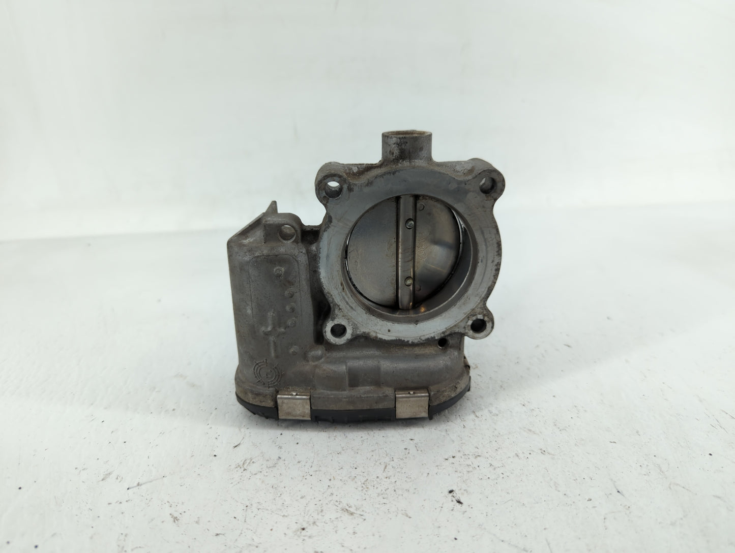 2014-2018 Ford Focus Throttle Body P/N:DS7E-9F991-BB Fits Fits 2014 2015 2016 2017 2018 2019 2020 2021 2022 OEM Used Auto Pa