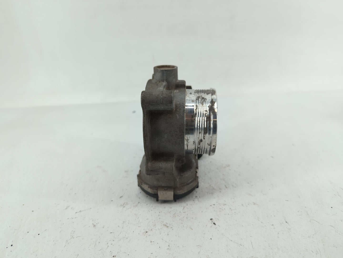 2014-2018 Ford Focus Throttle Body P/N:DS7E-9F991-BB Fits Fits 2014 2015 2016 2017 2018 2019 2020 2021 2022 OEM Used Auto Pa