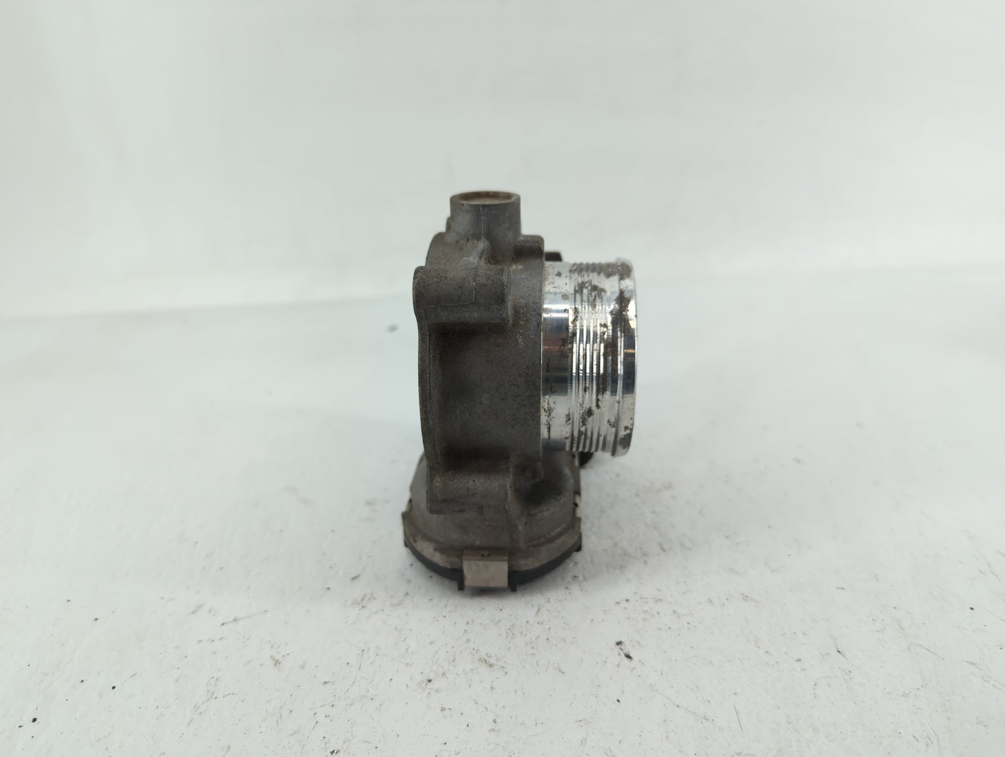 2014-2018 Ford Focus Throttle Body P/N:DS7E-9F991-BB Fits Fits 2014 2015 2016 2017 2018 2019 2020 2021 2022 OEM Used Auto Pa