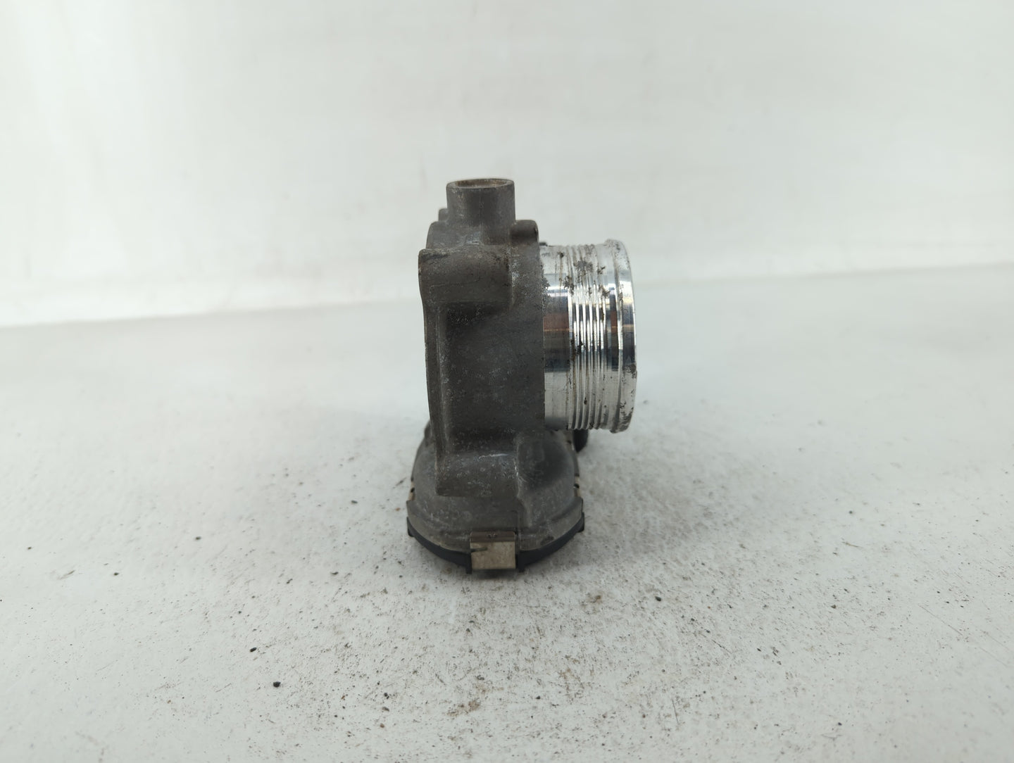 2014-2018 Ford Focus Throttle Body P/N:DS7E-9F991-BD DS7E-9F991-BB Fits Fits 2014 2015 2016 2017 2018 2019 2020 2021 2022 OE