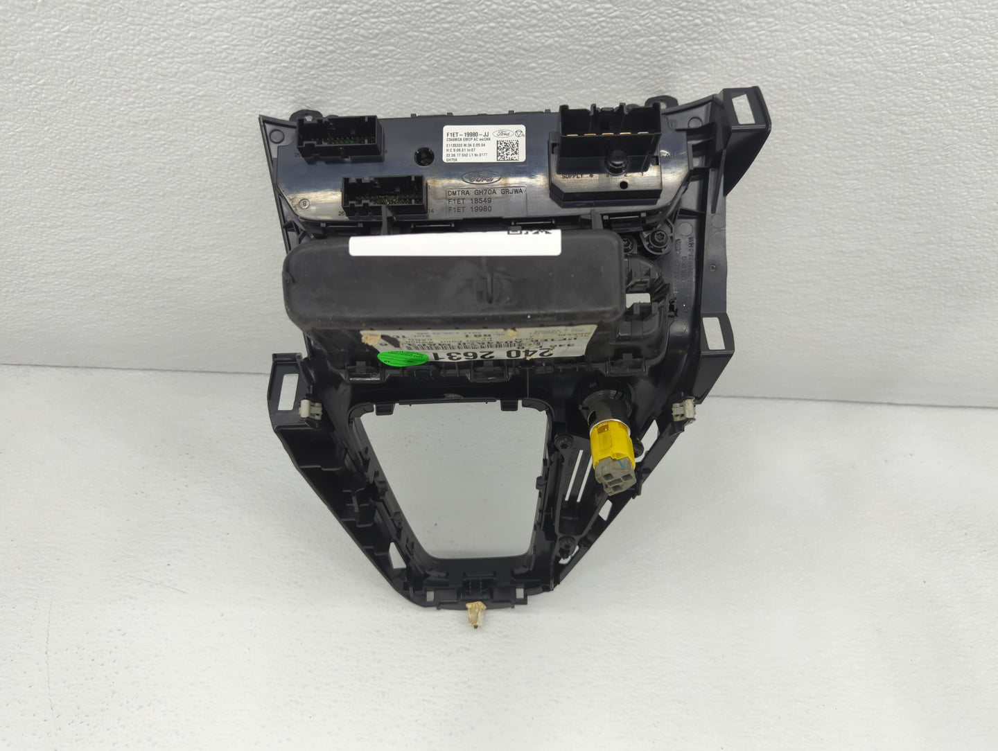 2015-2018 Ford Focus Climate Control Module Temperature AC/Heater Replacement P/N:F1ET-19980-JG F1ET-19980-JJ Fits OEM Used 