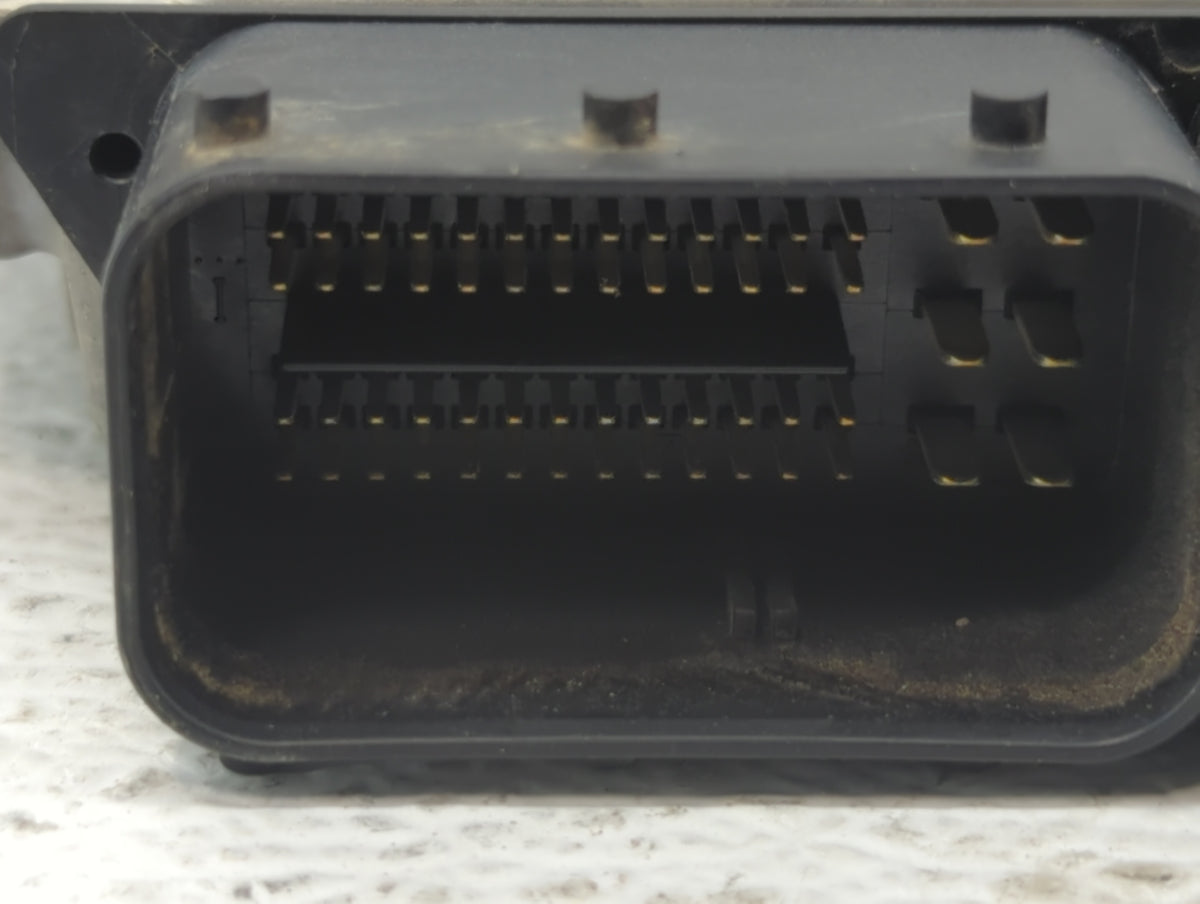 2013-2018 Ford Focus PCM Engine Control Computer ECU ECM PCU OEM P/N:BV61-12B684-BC FM5A-12A650-ADB OEM Used Auto Parts - Oe