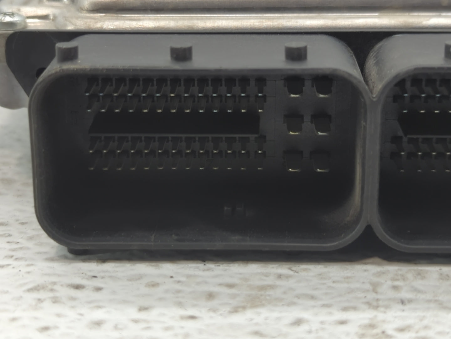 2013-2018 Ford Focus PCM Engine Control Computer ECU ECM PCU OEM P/N:BV61-12B684-BC FM5A-12A650-ADB Fits OEM Used Auto Parts