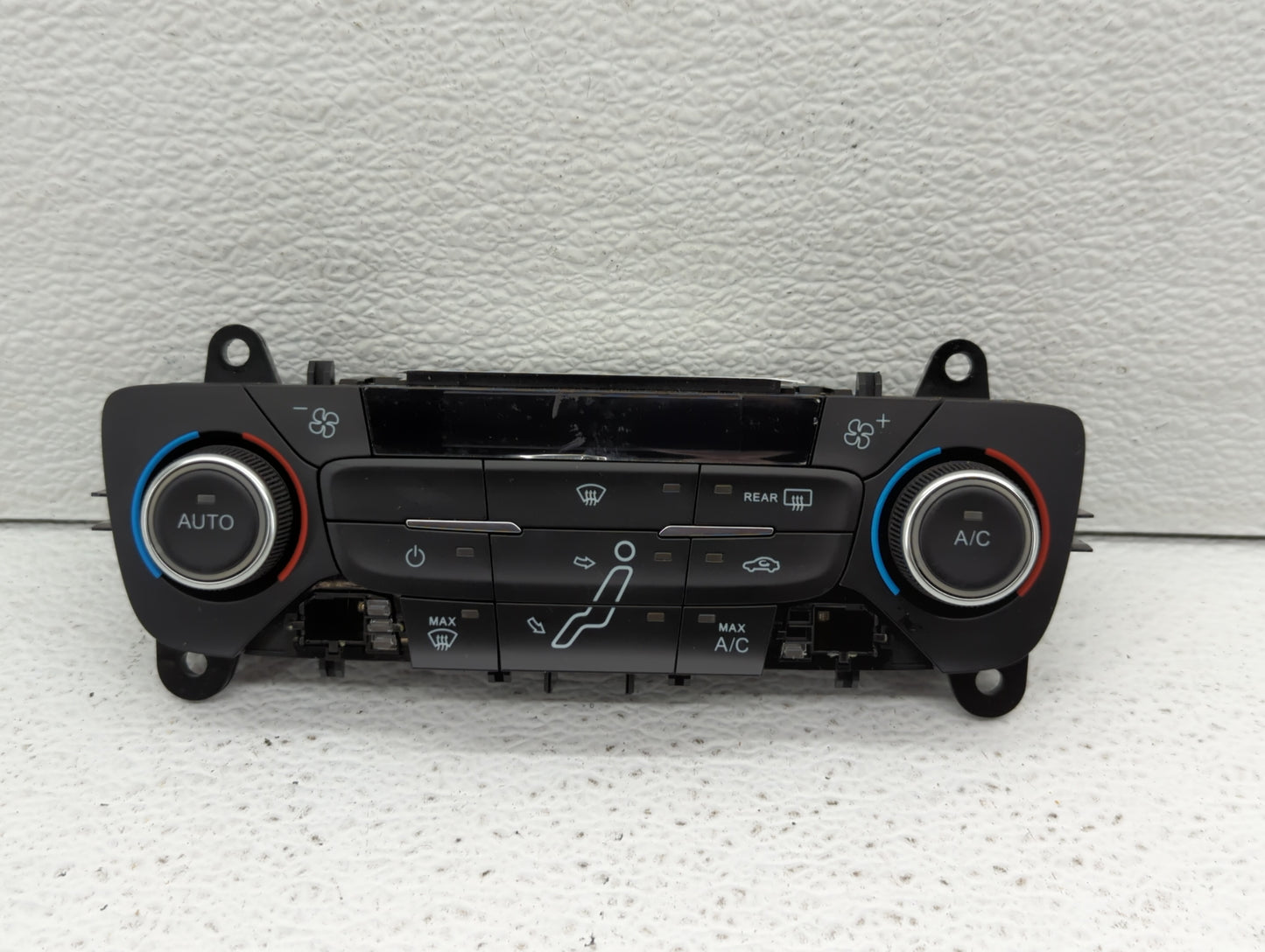 2017 Ford Focus Climate Control Module Temperature AC/Heater Replacement P/N:F1ET-18C612-CJ Fits OEM Used Auto Parts - Oemus