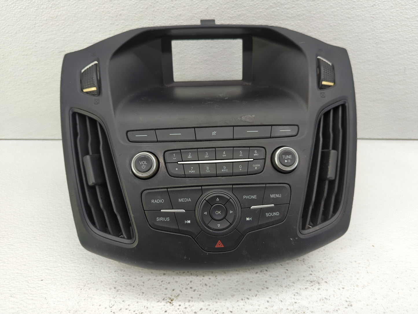 2015-2018 Ford Focus Radio Control Panel - Oemusedautoparts1.com