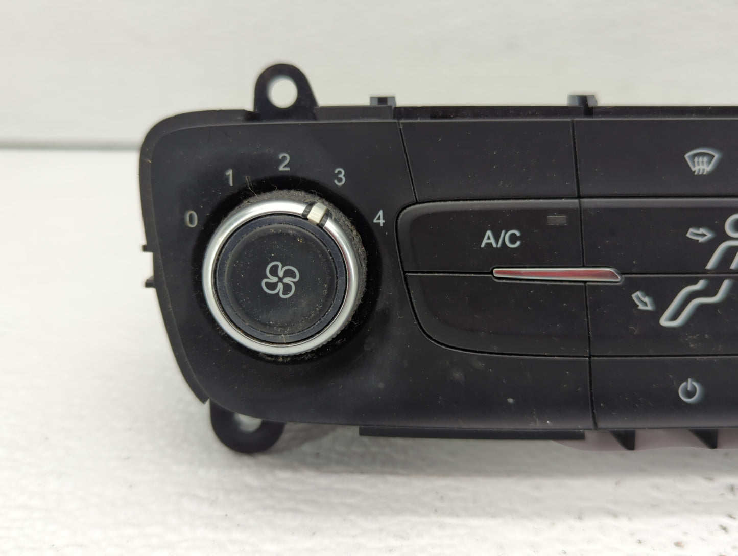 2015-2018 Ford Focus Climate Control Module Temperature AC/Heater Replacement P/N:F1ET-19980-JJ Fits Fits 2015 2016 2017 201