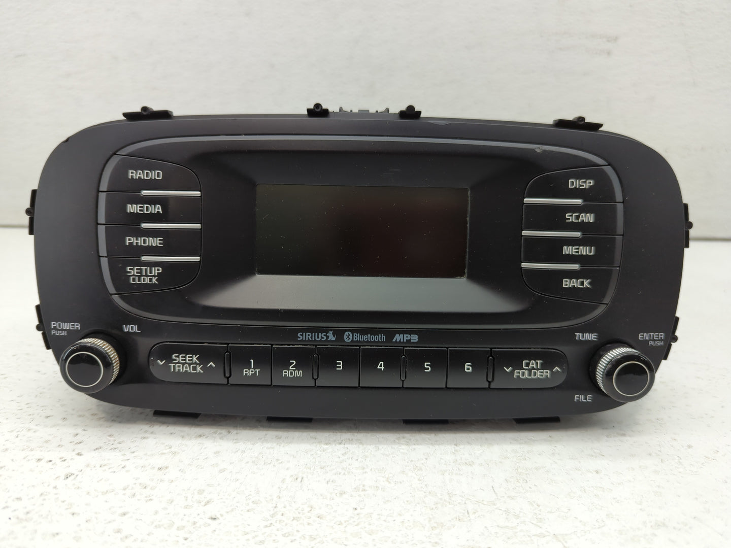 2016-2018 Ford Focus Radio AM FM Cd Player Receiver Replacement P/N:96170B2090CA Fits Fits 2016 2017 2018 OEM Used Auto Part