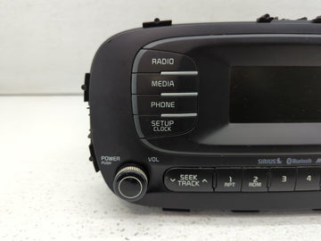 2016-2018 Ford Focus Radio AM FM Cd Player Receiver Replacement P/N:96170B2090CA Fits Fits 2016 2017 2018 OEM Used Auto Parts