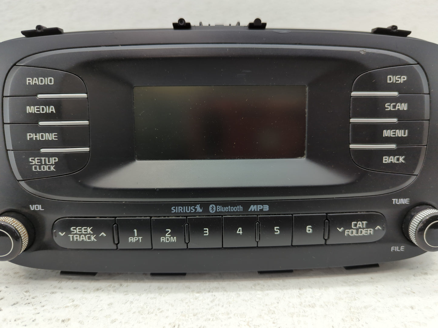 2016-2018 Ford Focus Radio AM FM Cd Player Receiver Replacement P/N:96170B2090CA Fits Fits 2016 2017 2018 OEM Used Auto Part