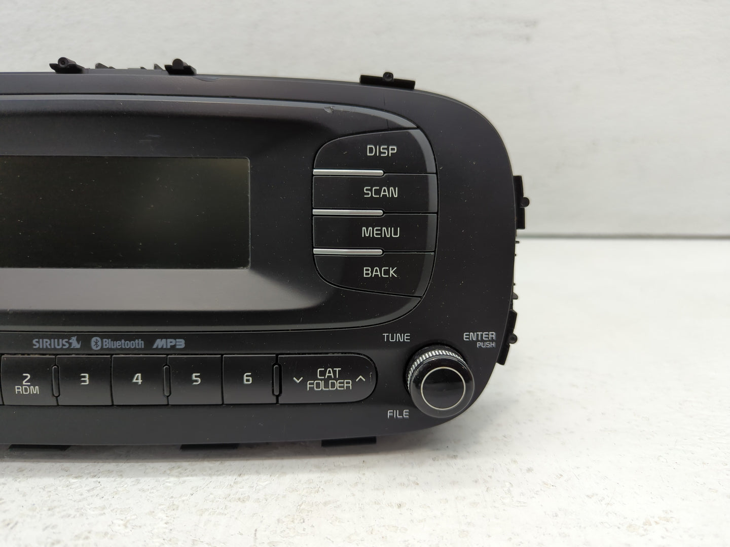 2016-2018 Ford Focus Radio AM FM Cd Player Receiver Replacement P/N:96170B2090CA Fits Fits 2016 2017 2018 OEM Used Auto Part